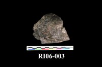 藏品(輝綠岩)的圖片